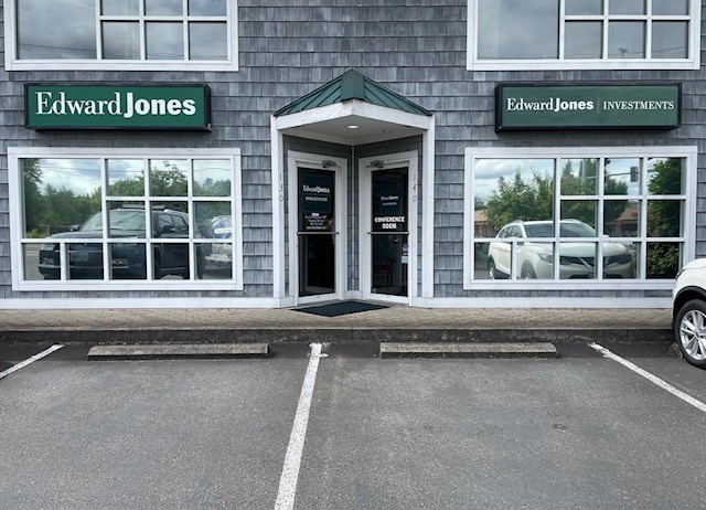 An Edward Jones office featuring safety and security window film installed by OneWorld Window Tinting